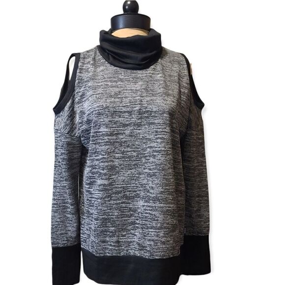 RBX Cold Shoulder Top Medium - Picture 1 of 7